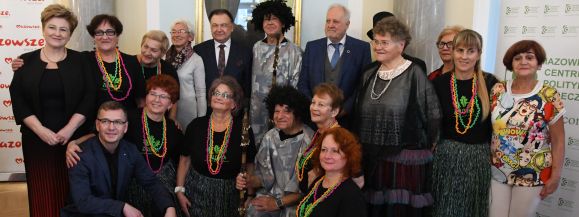   DZIĘKI WSP&Oacute;ŁPRACY SAMORZĄDU MAZOWSZA I POLSKIEJ AKADEMII NAUK ZYSKAJĄ SENIORZY