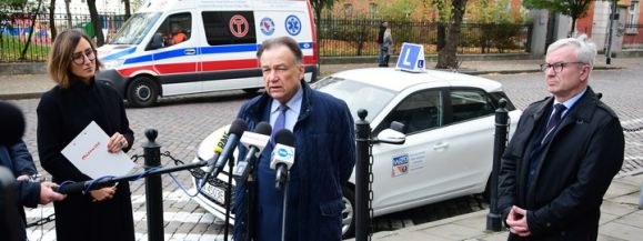 Posłowie planują podwyżki cen egzamin&oacute;w na prawo jazdy i przerzucenie koszt&oacute;w utrzymania WORD-&oacute;w na sejmiki