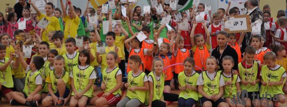 Przyszli lekkoatleci rywalizowali w hali