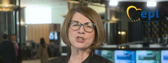 Życzenia Wielkanocne od Julii Pitera poseł do PE