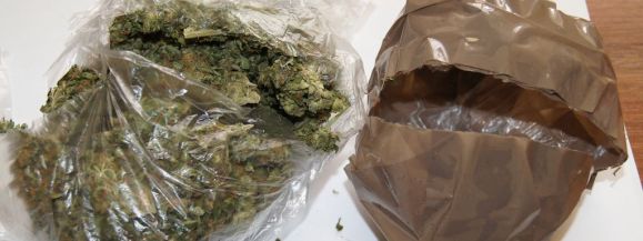 Narkotyki w grobowcu