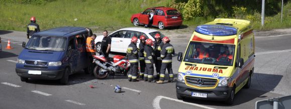 Wypadek motocyklisty (zdjęcia)