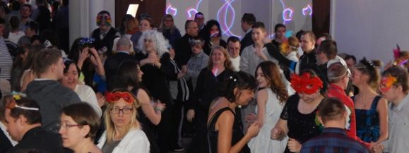 Sk&oacute;rzec: Bal karnawałowy na 10-lecie WTZ