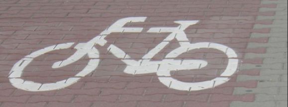 Rowerzysta potrącił 14 - latkę