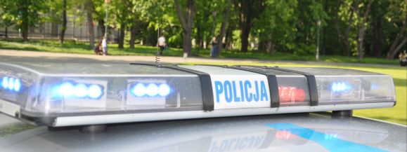 Objęty dozorem policyjnym