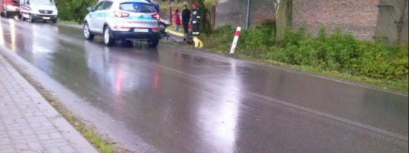 Uwaga kierowcy! Wypadki!  Bardzo ślisko na drogach