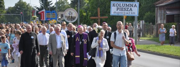 Pielgrzymi wyruszyli do Częstochowy (Fotorelacja)