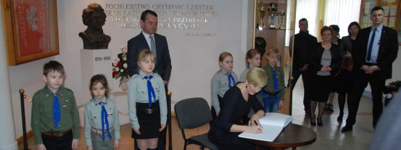 Pierwsza dama RP odczytała VI Siedleckie Dyktando