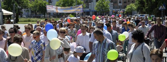 Ulicami Siedlec przeszedł Marsz dla Życia i Rodziny  (Zdjęcia)