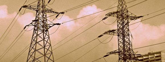 Nieuczciwi sprzedawcy energii elektrycznej i gazu &ndash; sprawdź, z kim podpisujesz umowę!