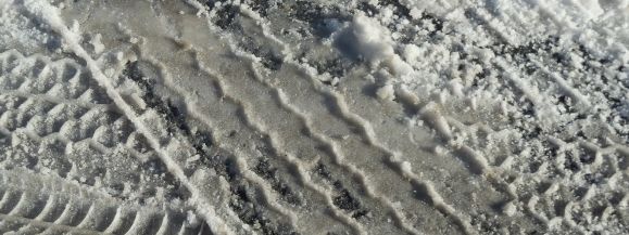 Uwaga ślisko na drogach. Kolizja za kolizją