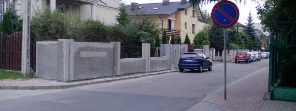 Wysuwają posesje i odbierają co ich