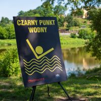 Bezpieczniej nad wodą